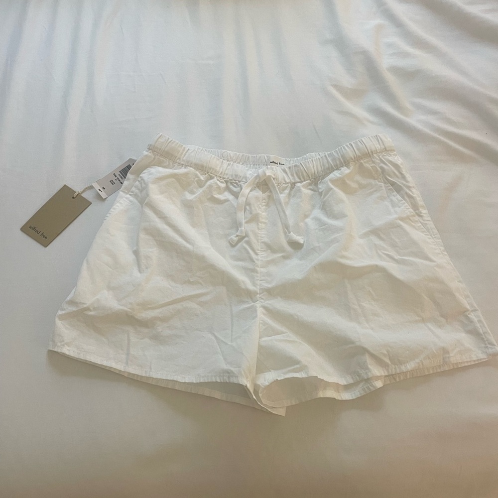 Aritzia poplin shorts